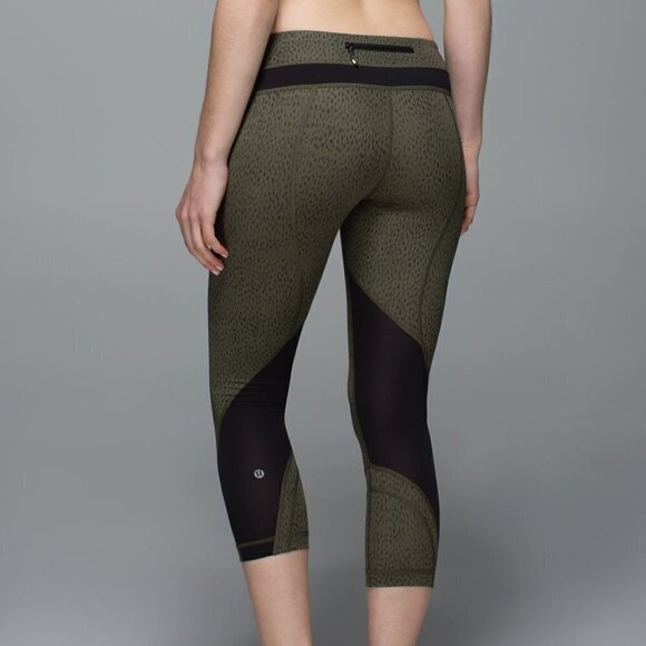Lululemon Run: Inspire Crop II *Full-On Luxtreme (Mesh) Dottie Green Sz 8 - Picture 1 of 10